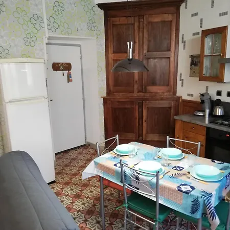 Chez Fernand Apartment